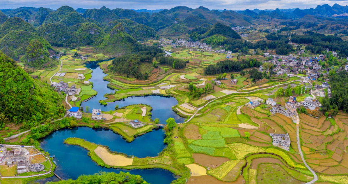 以系統(tǒng)治理理念推進(jìn)水美鄉(xiāng)村建設(shè)