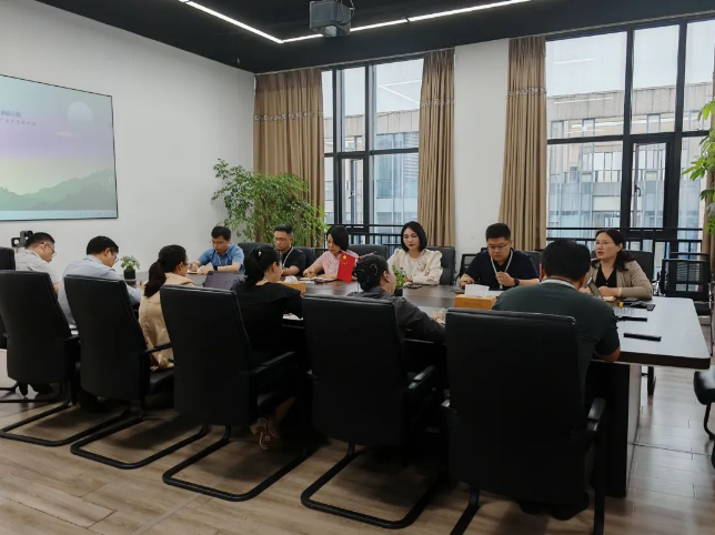 商達(dá)公用組織召開2024年第一次股東會暨董事會、監(jiān)事會會議精神宣貫會